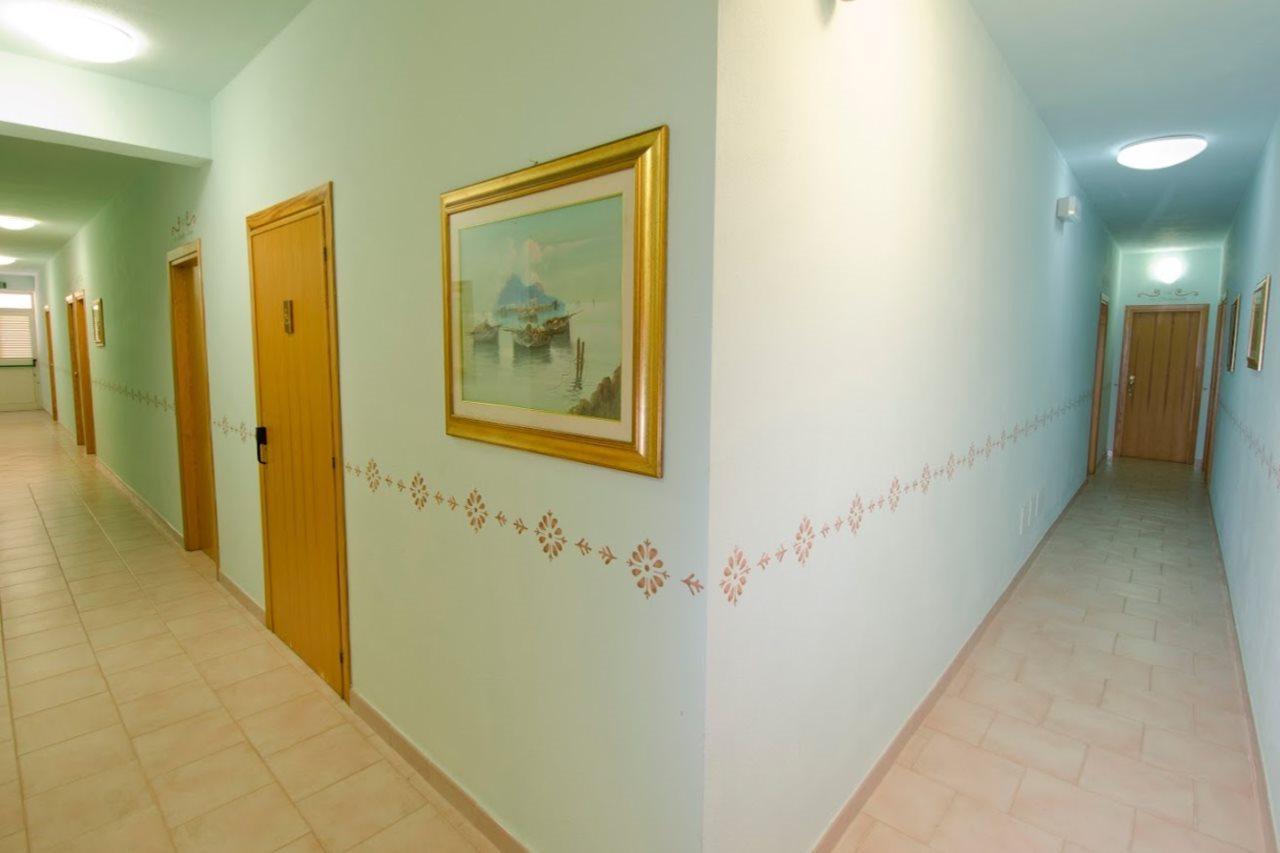 A.I.R. Hotel Gabbiano Изола-Росса Экстерьер фото