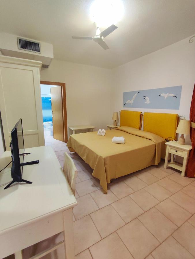 A.I.R. Hotel Gabbiano Изола-Росса Экстерьер фото